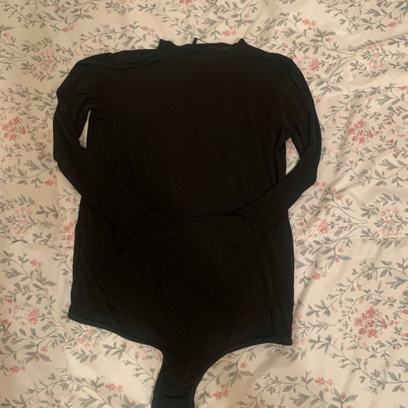 Saks Fifth Avenue WARDROBE.NYC Elegant Black Long Sleeve Bodysuit - Picture 7 of 8